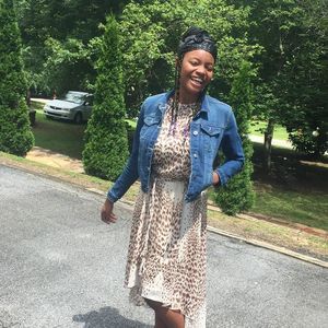 Meet your Posher, Janel